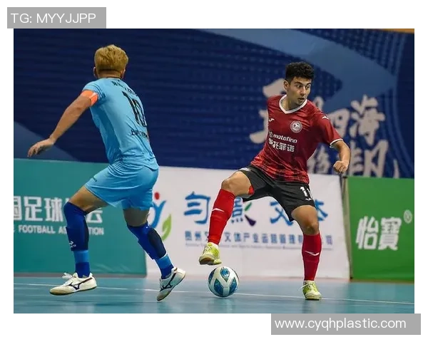 杭州羽毛球队在总决赛中以98分稳居积分榜首位展现强劲实力